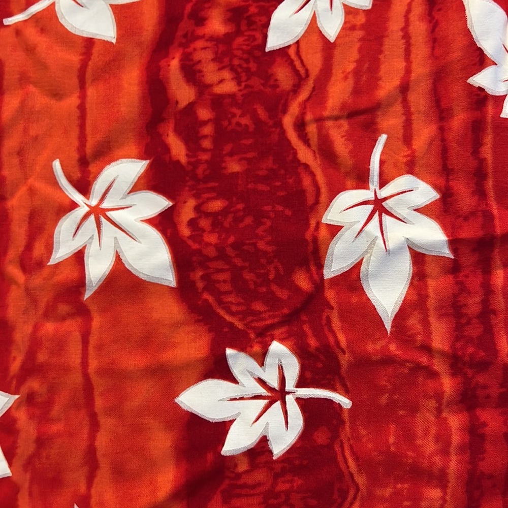 Unity Trading Sarong - Picture 4 of 4
